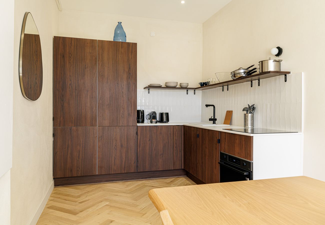 Appartement à Nice - Un havre de paix climatisé avec jardin et jacuzzi Appartement à Nice - Un havre de paix climatisé avec jardin et jacuzzi