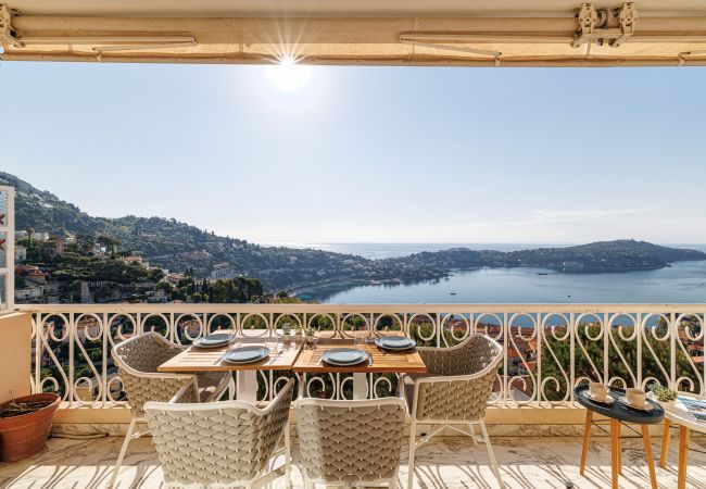 Appartement à Villefranche-sur-Mer - Vue Mer Panoramique - 2 chambres - Villefranche sur Mer Appartement à Villefranche-sur-Mer - Vue Mer Panoramique - 2 chambres - Villefranche sur Mer