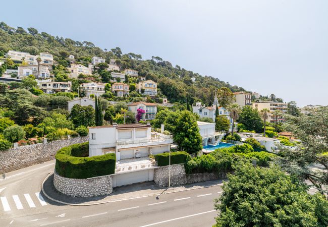 Appartement à Nice - Vue mer panoramique • Dernier étage • Garage privé • Clim Appartement à Nice - Vue mer panoramique • Dernier étage • Garage privé • Clim