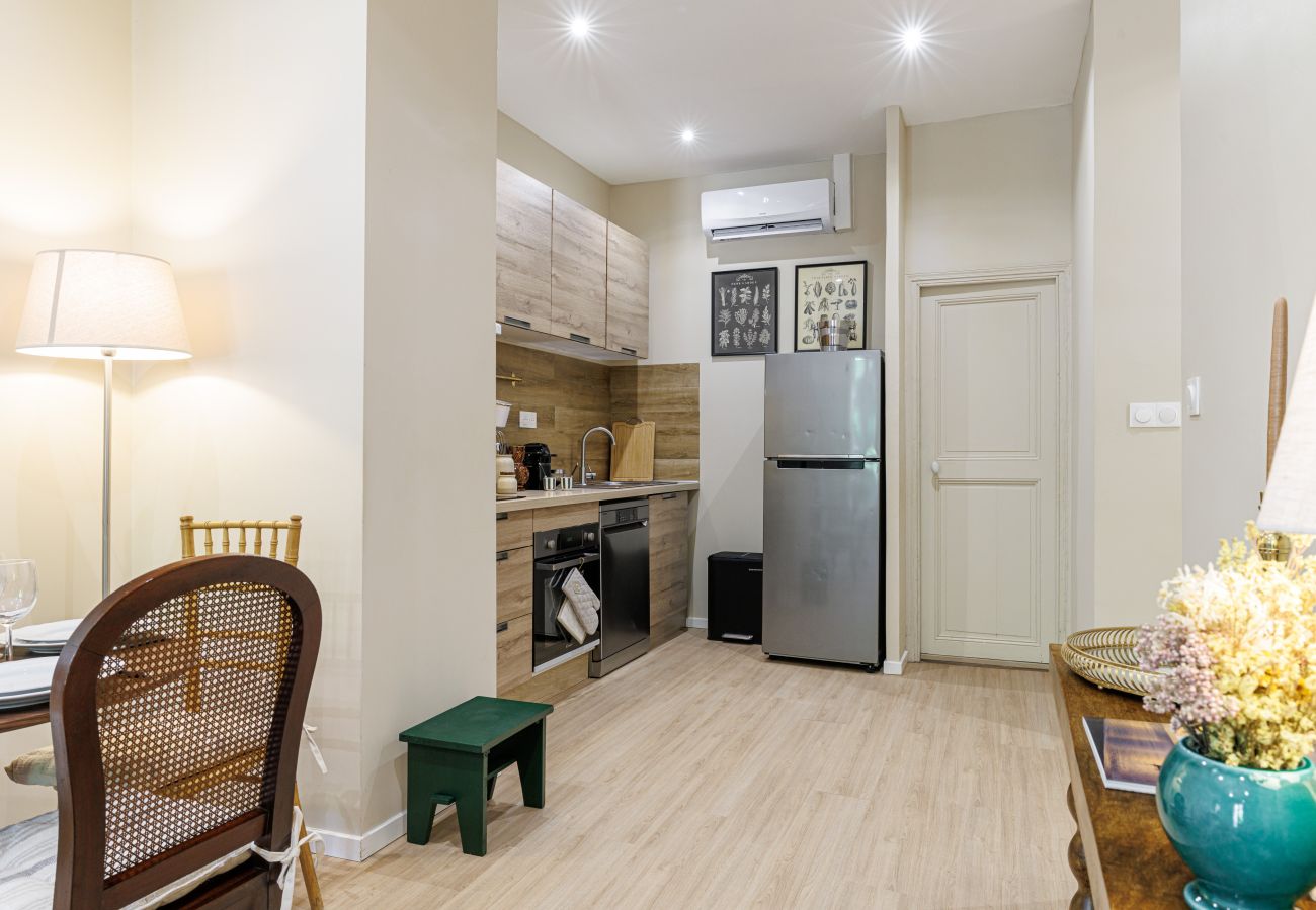 Appartement à Nice - Élégant 3 pièces avec grande terrasse – Port/Riquier Appartement à Nice - Élégant 3 pièces avec grande terrasse – Port/Riquier