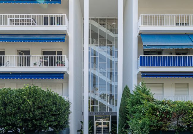 Appartement à Nice - Superbe 3 pièces rénové à Nice Cimiez – Calme & confort Appartement à Nice - Superbe 3 pièces rénové à Nice Cimiez – Calme & confort