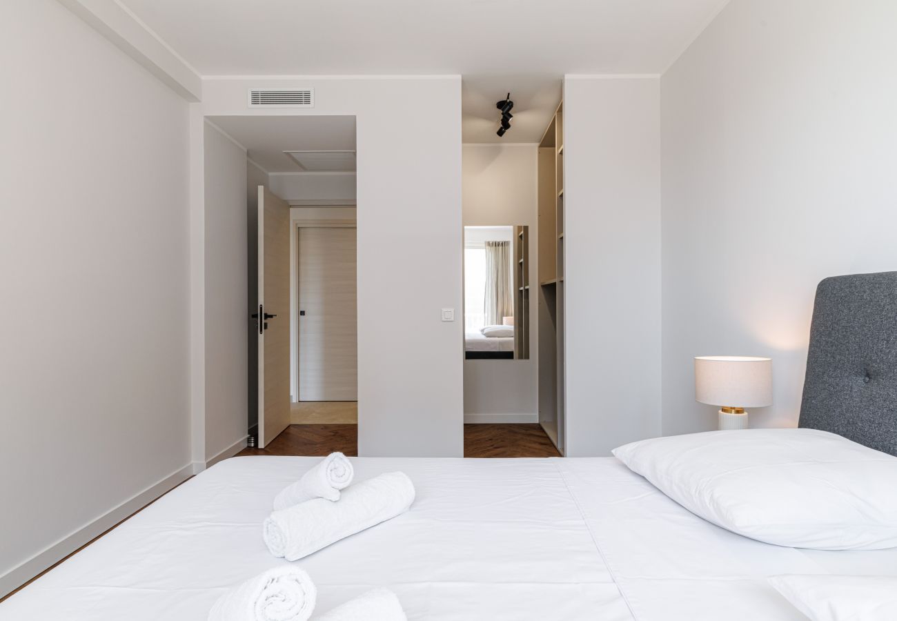 Appartement à Nice - Superbe 3 pièces rénové à Nice Cimiez – Calme & confort Appartement à Nice - Superbe 3 pièces rénové à Nice Cimiez – Calme & confort