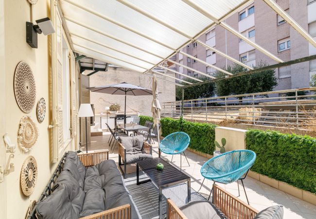 Appartement à Nice - Bel appartement 3 chambres avec clim & terrasse exceptionnelle Appartement à Nice - Bel appartement 3 chambres avec clim & terrasse exceptionnelle