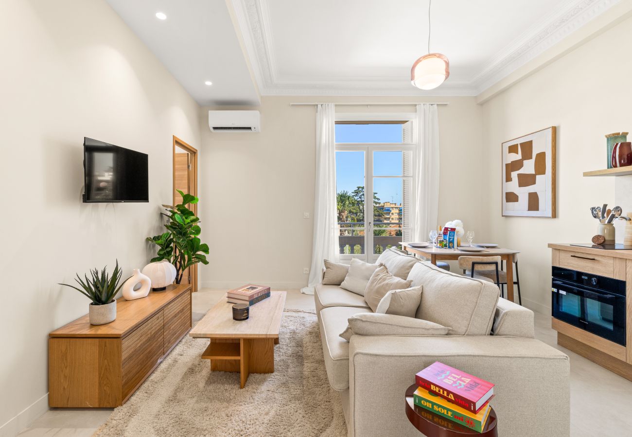 Appartement à Saint-Laurent-du-Var - T2 climatisé avec terrasse privative