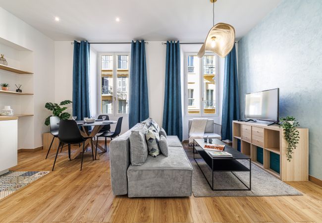 Apartment in Nice - Modern 2 bedrooms - Pedestrian Area - A/C Apartment in Nice - Modern 2 bedrooms - Pedestrian Area - A/C