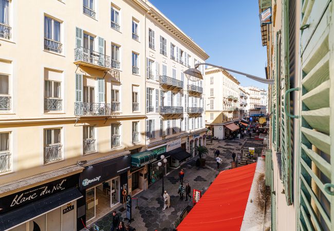 Apartment in Nice - Modern 2 bedrooms - Pedestrian Area - A/C Apartment in Nice - Modern 2 bedrooms - Pedestrian Area - A/C