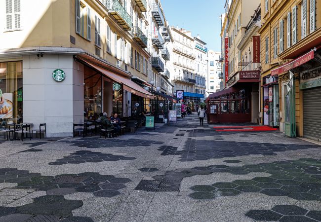 Apartment in Nice - Modern 2 bedrooms - Pedestrian Area - A/C Apartment in Nice - Modern 2 bedrooms - Pedestrian Area - A/C
