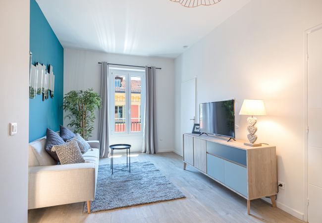  in Nice - Beautiful 1 Bedroom, Port of Nice, top floor