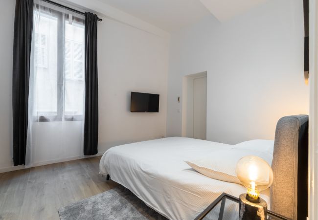 Apartment in Nice - Old City - beautiful 2 bedrooms - A/C Apartment in Nice - Old City - beautiful 2 bedrooms - A/C