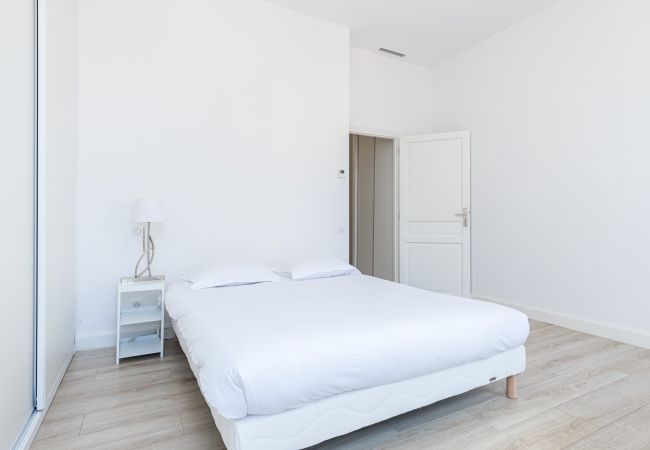 Apartment in Nice - 2BR - Hyper Centre - Air conditioning - Balcony Apartment in Nice - 2BR - Hyper Centre - Air conditioning - Balcony