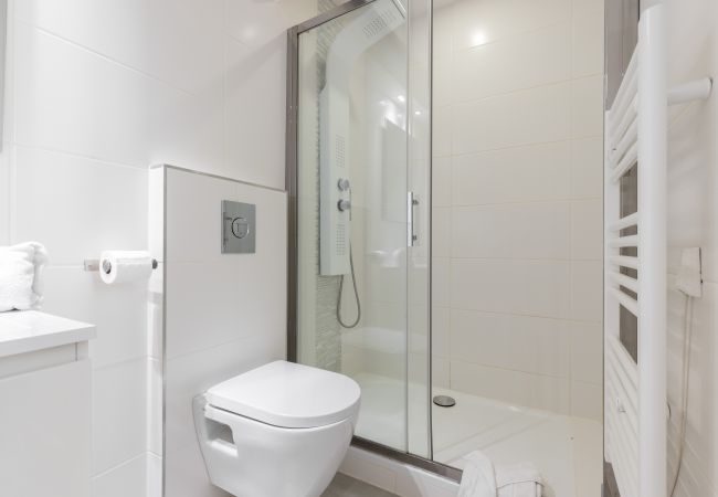 Apartment in Nice - 2BR - Hyper Centre - Air conditioning - Balcony Apartment in Nice - 2BR - Hyper Centre - Air conditioning - Balcony