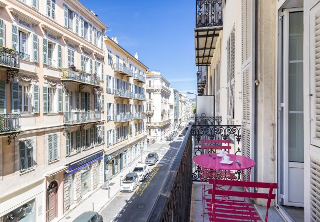 Apartment in Nice - 2BR - Hyper Centre - Air conditioning - Balcony Apartment in Nice - 2BR - Hyper Centre - Air conditioning - Balcony