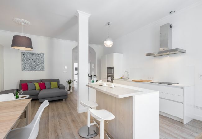 Apartment in Nice - 2BR - Hyper Centre - Air conditioning - Balcony Apartment in Nice - 2BR - Hyper Centre - Air conditioning - Balcony