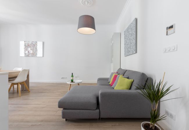 Apartment in Nice - 2BR - Hyper Centre - Air conditioning - Balcony Apartment in Nice - 2BR - Hyper Centre - Air conditioning - Balcony
