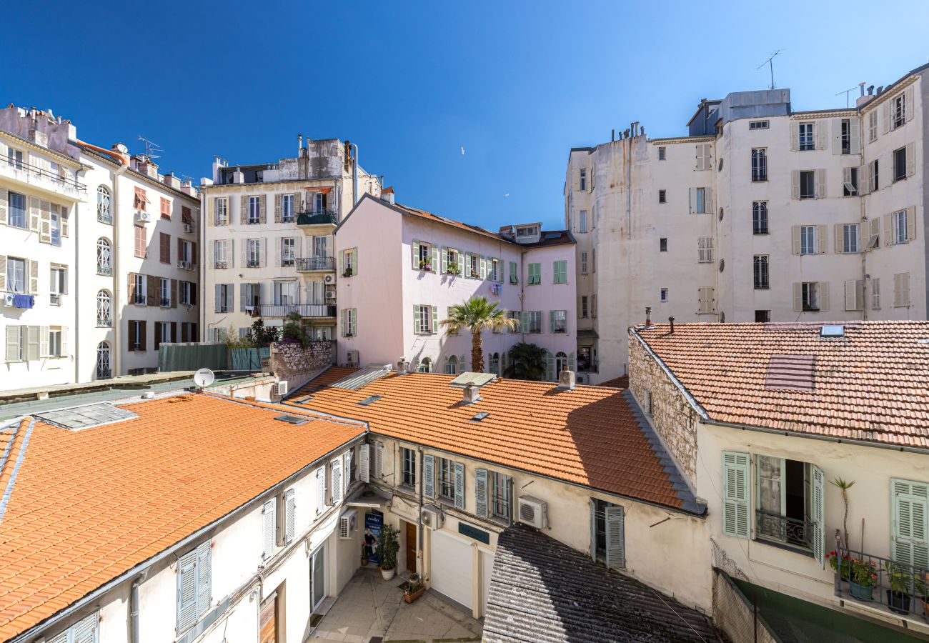 Apartment in Nice - 2BR - Hyper Centre - Air conditioning - Balcony Apartment in Nice - 2BR - Hyper Centre - Air conditioning - Balcony