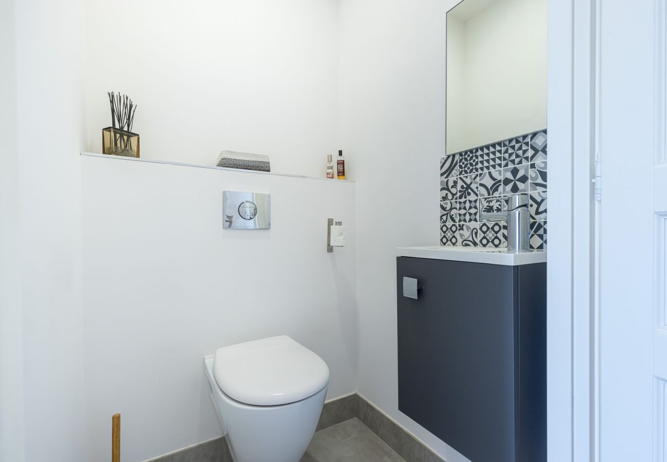 Apartment in Nice - 2BR - Hyper Centre - Air conditioning - Balcony Apartment in Nice - 2BR - Hyper Centre - Air conditioning - Balcony