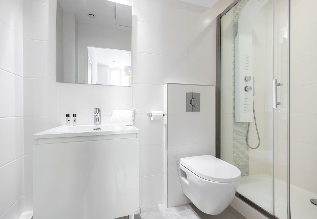 Apartment in Nice - 2BR - Hyper Centre - Air conditioning - Balcony Apartment in Nice - 2BR - Hyper Centre - Air conditioning - Balcony