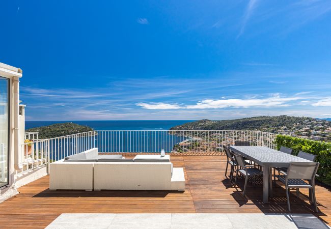 Apartment in Villefranche-sur-Mer - Roof Terrace - Panoramic Sea View - Jaccuzzi Apartment in Villefranche-sur-Mer - Roof Terrace - Panoramic Sea View - Jaccuzzi