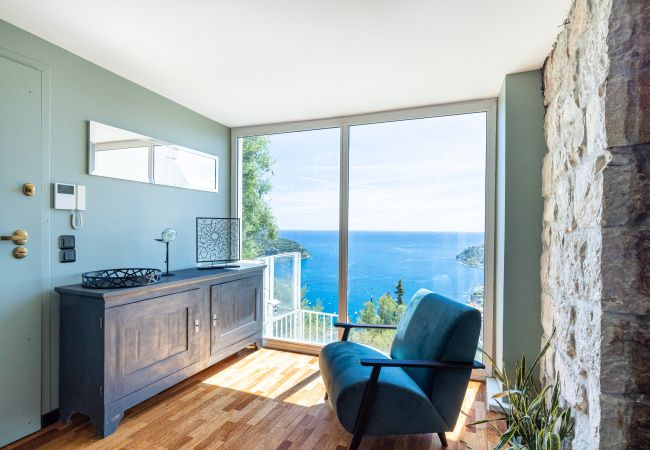 Apartment in Villefranche-sur-Mer - Roof Terrace - Panoramic Sea View - Jaccuzzi Apartment in Villefranche-sur-Mer - Roof Terrace - Panoramic Sea View - Jaccuzzi