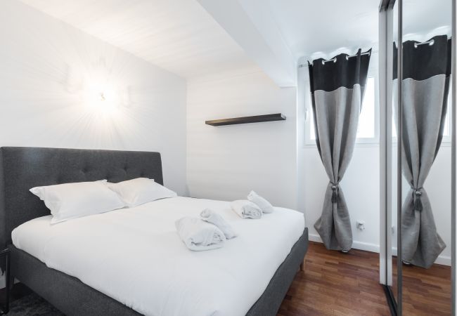Apartment in Villefranche-sur-Mer - Roof Terrace - Panoramic Sea View - Jaccuzzi Apartment in Villefranche-sur-Mer - Roof Terrace - Panoramic Sea View - Jaccuzzi