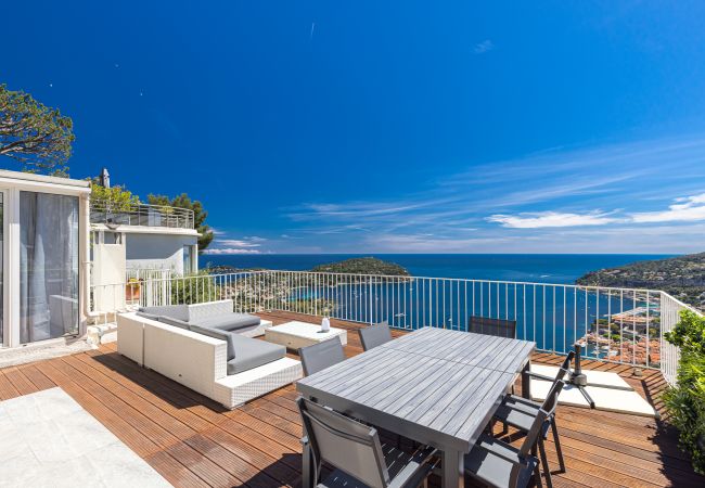 Apartment in Villefranche-sur-Mer - Roof Terrace - Panoramic Sea View - Jaccuzzi Apartment in Villefranche-sur-Mer - Roof Terrace - Panoramic Sea View - Jaccuzzi