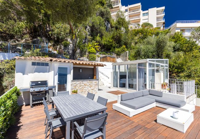 Apartment in Villefranche-sur-Mer - Roof Terrace - Panoramic Sea View - Jaccuzzi Apartment in Villefranche-sur-Mer - Roof Terrace - Panoramic Sea View - Jaccuzzi