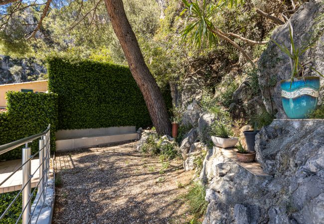 Apartment in Villefranche-sur-Mer - Roof Terrace - Panoramic Sea View - Jaccuzzi Apartment in Villefranche-sur-Mer - Roof Terrace - Panoramic Sea View - Jaccuzzi