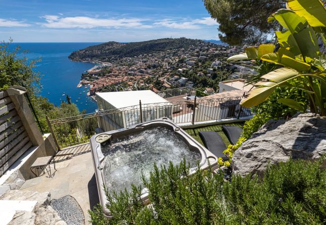Apartment in Villefranche-sur-Mer - Roof Terrace - Panoramic Sea View - Jaccuzzi Apartment in Villefranche-sur-Mer - Roof Terrace - Panoramic Sea View - Jaccuzzi