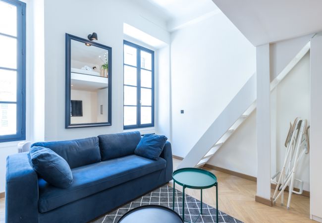 Apartment in Nice - Studio Mezzanine - Port - Cosy Apartment in Nice - Studio Mezzanine - Port - Cosy