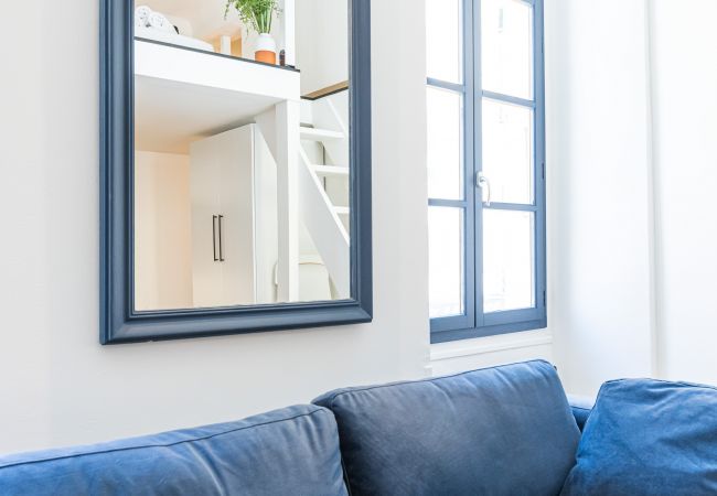 Apartment in Nice - Studio Mezzanine - Port - Cosy Apartment in Nice - Studio Mezzanine - Port - Cosy