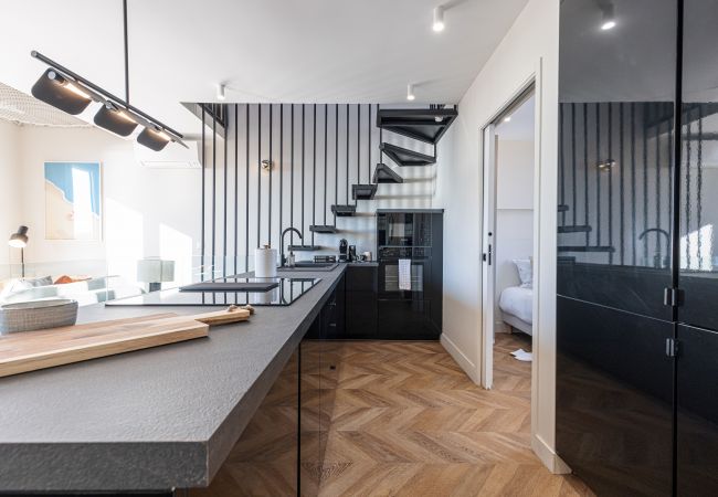 Apartment in Nice - Beautiful modern duplex facing the Port Apartment in Nice - Beautiful modern duplex facing the Port
