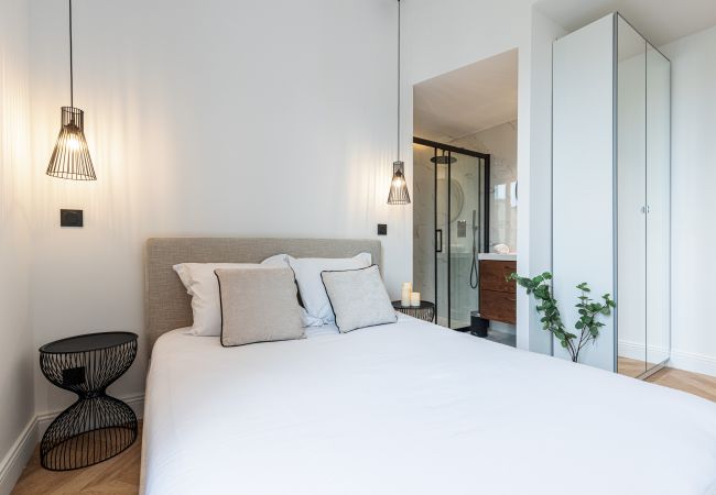 Apartment in Nice - Beautiful 2 bedrooms - Promenade des Anglais - Luxury Apartment in Nice - Beautiful 2 bedrooms - Promenade des Anglais - Luxury