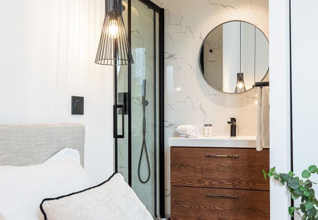Apartment in Nice - Beautiful 2 bedrooms - Promenade des Anglais - Luxury Apartment in Nice - Beautiful 2 bedrooms - Promenade des Anglais - Luxury