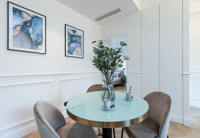 Apartment in Nice - Beautiful 2 bedrooms - Promenade des Anglais - Luxury Apartment in Nice - Beautiful 2 bedrooms - Promenade des Anglais - Luxury