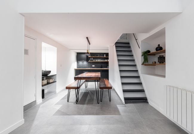 Apartment in Nice - Loft in the heart of Old City - 2 bedrooms - A/C Apartment in Nice - Loft in the heart of Old City - 2 bedrooms - A/C