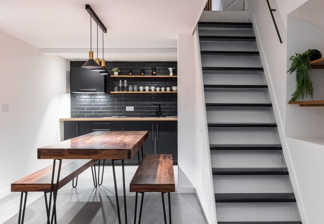 Apartment in Nice - Loft in the heart of Old City - 2 bedrooms - A/C Apartment in Nice - Loft in the heart of Old City - 2 bedrooms - A/C
