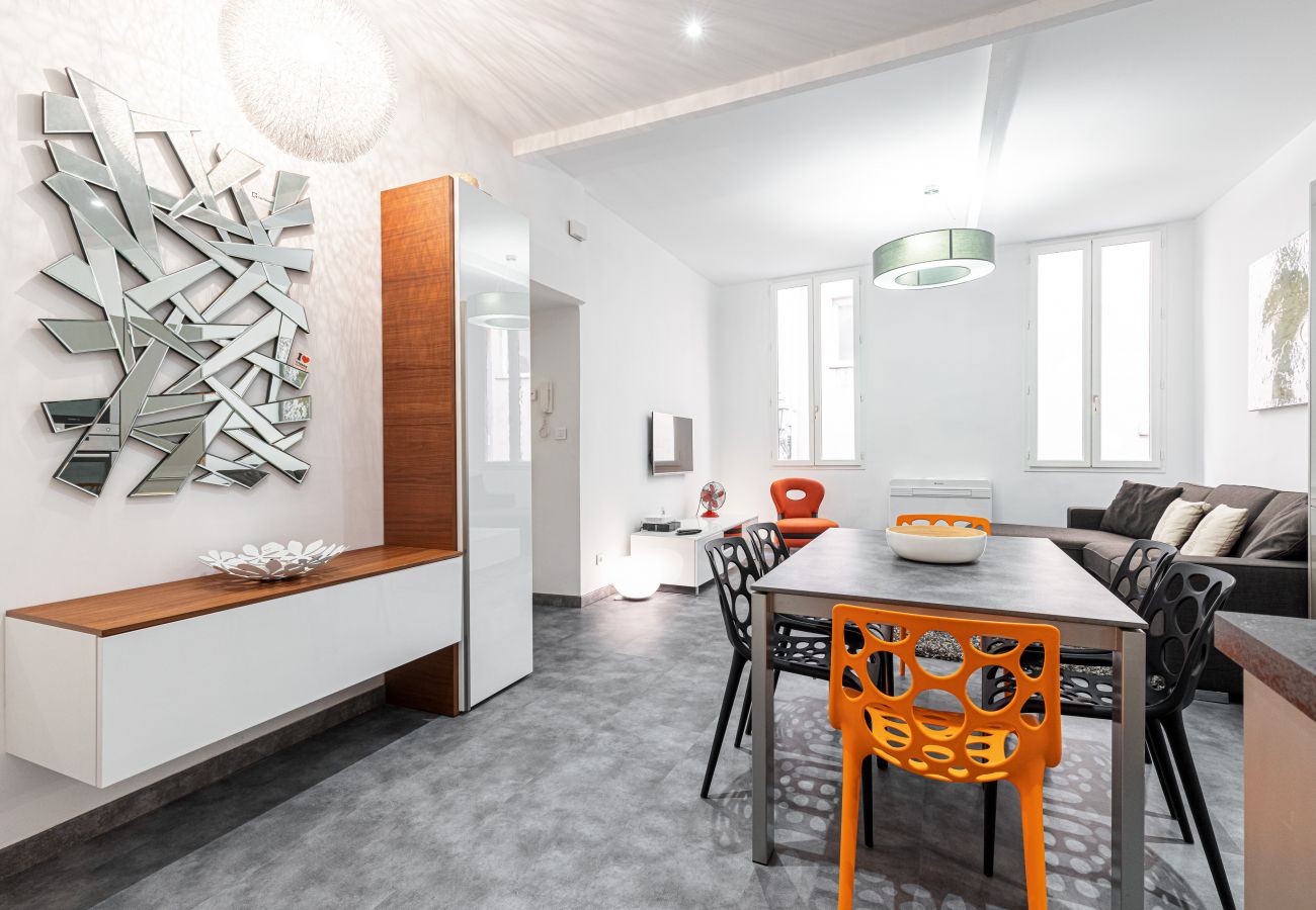 Apartment in Nice - Modern & Cozy 2 Room Apartment - Old Town