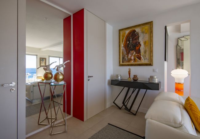 Apartment in Nice - Magnificent 2-room apartment with sea view - Promenade des Anglais Apartment in Nice - Magnificent 2-room apartment with sea view - Promenade des Anglais