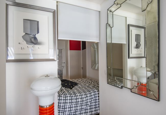 Apartment in Nice - Magnificent 2-room apartment with sea view - Promenade des Anglais Apartment in Nice - Magnificent 2-room apartment with sea view - Promenade des Anglais