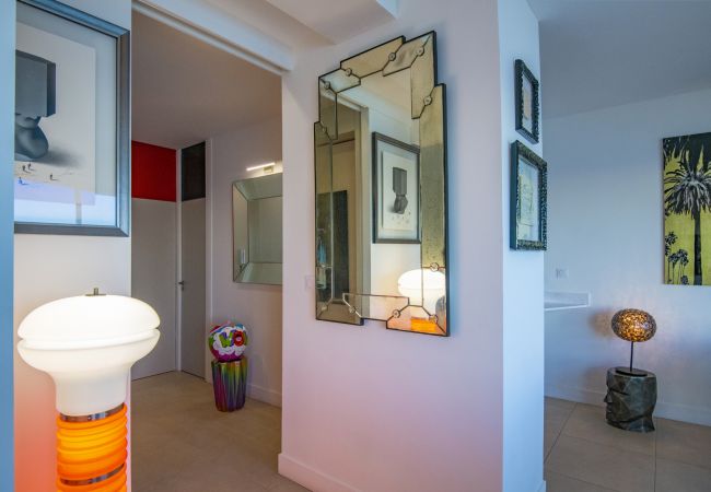 Apartment in Nice - Magnificent 2-room apartment with sea view - Promenade des Anglais Apartment in Nice - Magnificent 2-room apartment with sea view - Promenade des Anglais