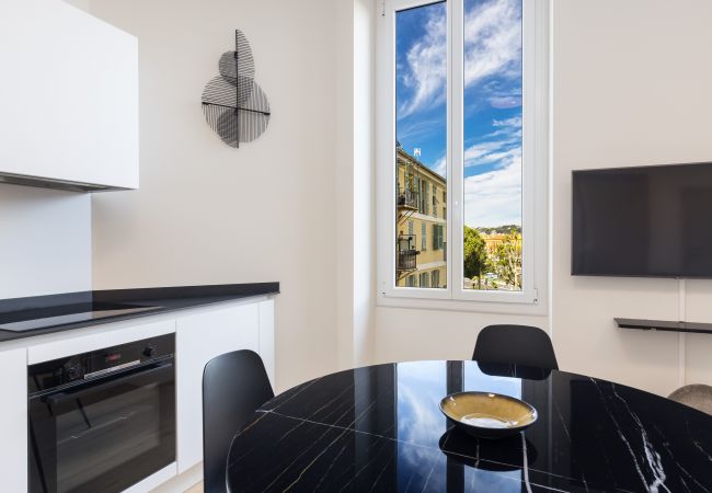 Apartment in Nice - Beautiful 3-room apartment in the heart of the Old Town Apartment in Nice - Beautiful 3-room apartment in the heart of the Old Town