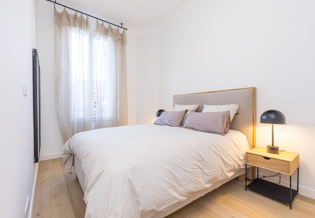 Apartment in Nice - Beautiful 3-room apartment in the heart of the Old Town Apartment in Nice - Beautiful 3-room apartment in the heart of the Old Town