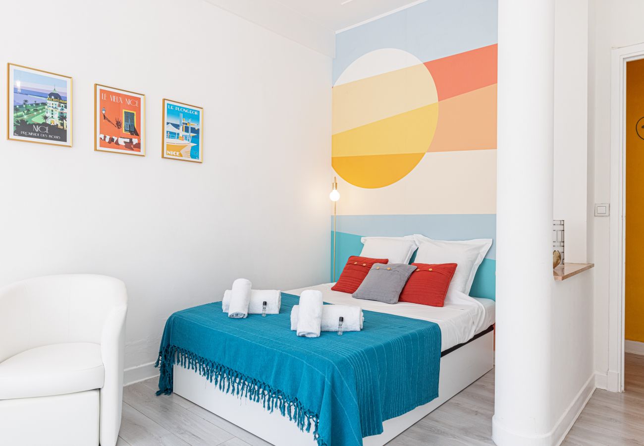 Studio in Nice -  Magnificent Art Deco Studio - City center Studio in Nice -  Magnificent Art Deco Studio - City center
