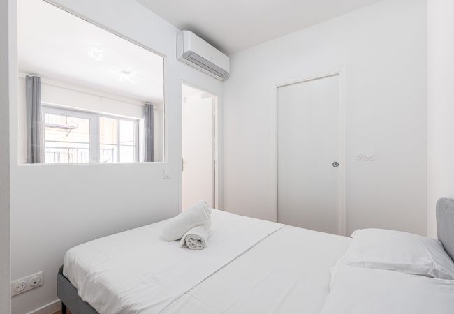 Apartment in Nice - Air-conditioned apartment - Terrace - Peaceful Apartment in Nice - Air-conditioned apartment - Terrace - Peaceful
