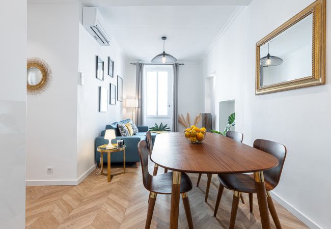 Apartment in Nice - Superb 2 bedrooms - Pedestrian zone - A/C Apartment in Nice - Superb 2 bedrooms - Pedestrian zone - A/C