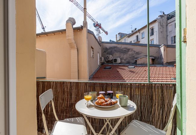 Apartment in Nice - Superb 2 bedrooms - Pedestrian zone - A/C Apartment in Nice - Superb 2 bedrooms - Pedestrian zone - A/C