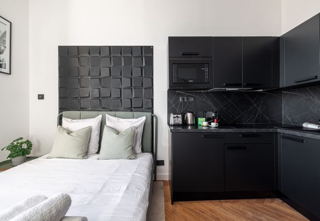 Studio in Nice - Modern & renovated studio - A/C - 300m Jean Médecin  Studio in Nice - Modern & renovated studio - A/C - 300m Jean Médecin