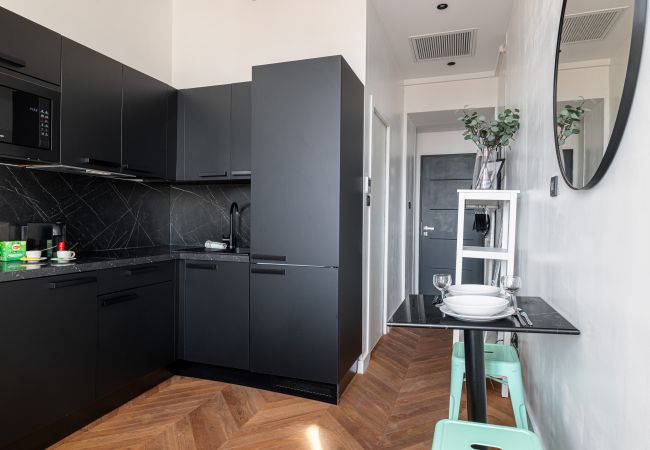 Studio in Nice - Modern & renovated studio - A/C - 300m Jean Médecin  Studio in Nice - Modern & renovated studio - A/C - 300m Jean Médecin