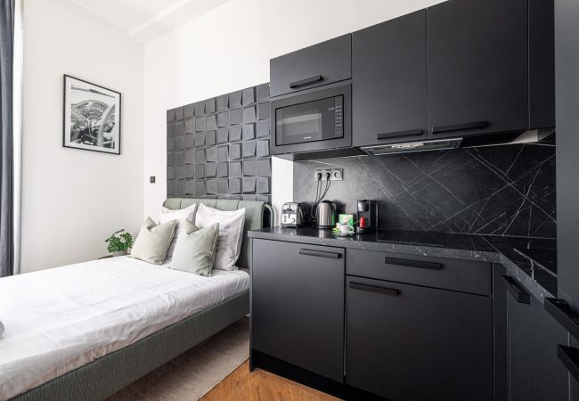 Studio in Nice - Modern & renovated studio - A/C - 300m Jean Médecin  Studio in Nice - Modern & renovated studio - A/C - 300m Jean Médecin