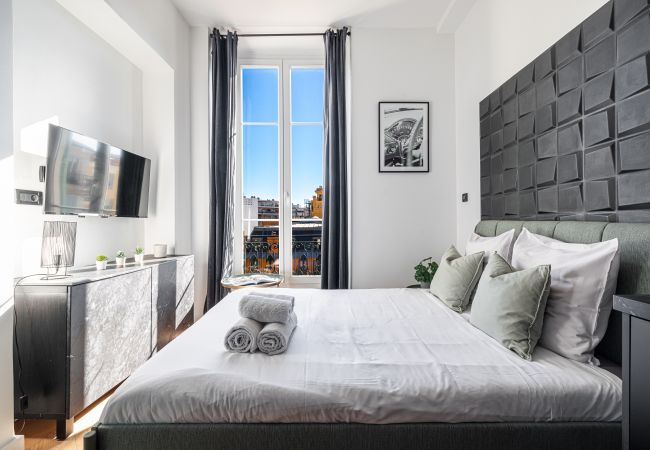 Studio in Nice - Modern & renovated studio - A/C - 300m Jean Médecin  Studio in Nice - Modern & renovated studio - A/C - 300m Jean Médecin